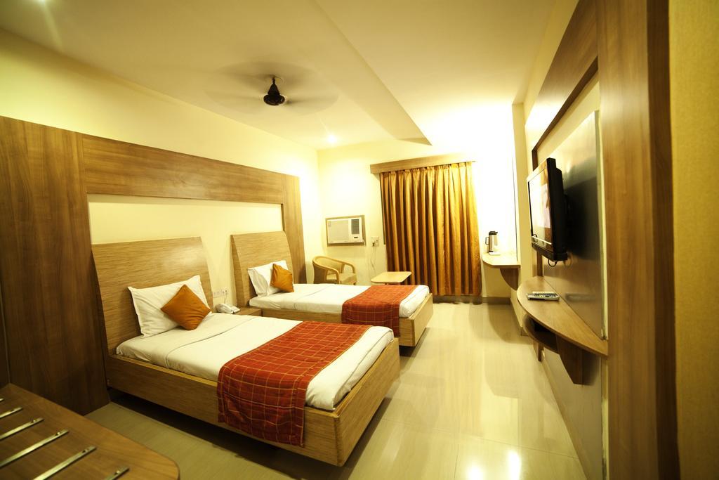 เดอะ สุริยา เรซิเดนซี Hotel เชนไน ห้อง รูปภาพ